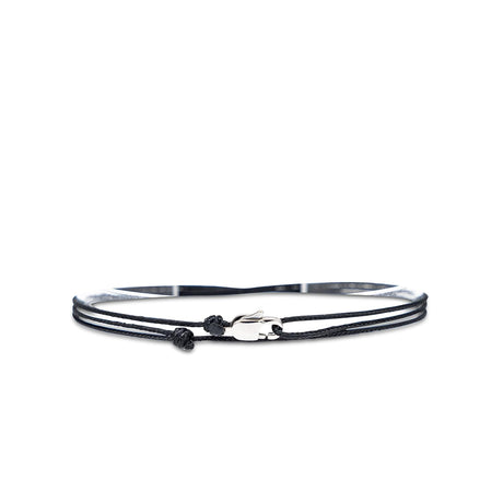 Klassisches Stoffarmband mit maritimen Akzenten.